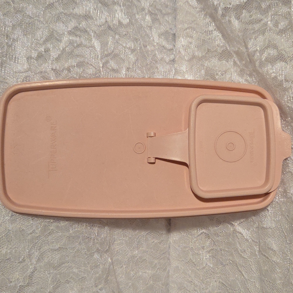 Tupperware: Container - Picture 4 of 8